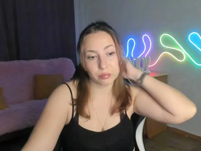 GyrlCool Live Webcam