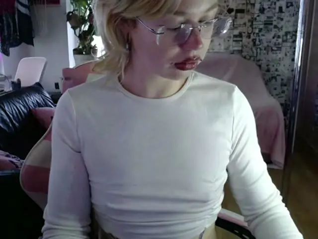 lolahorny Live Webcam
