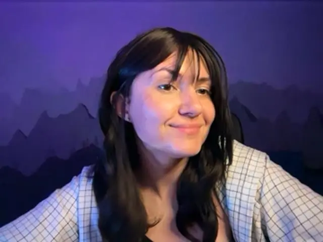 peachyvera Live Webcam