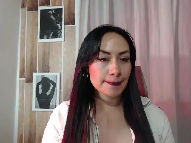 sashavelvet Live Webcam
